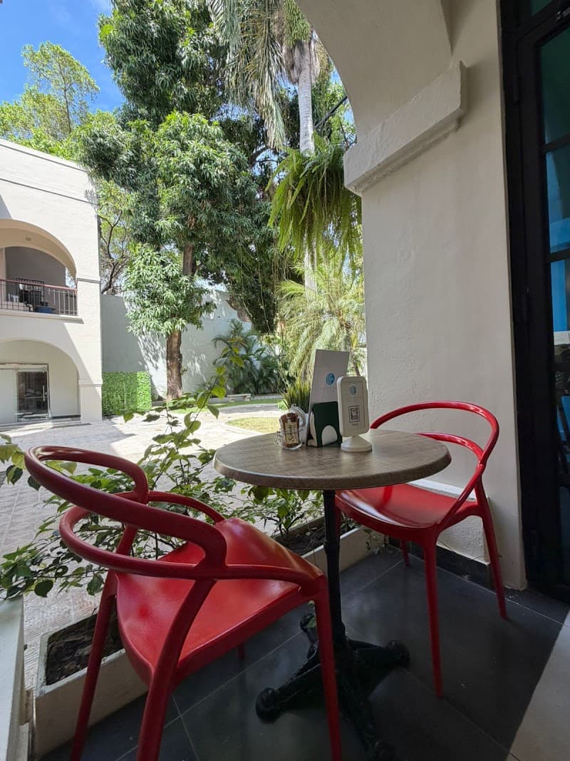 Corner Café