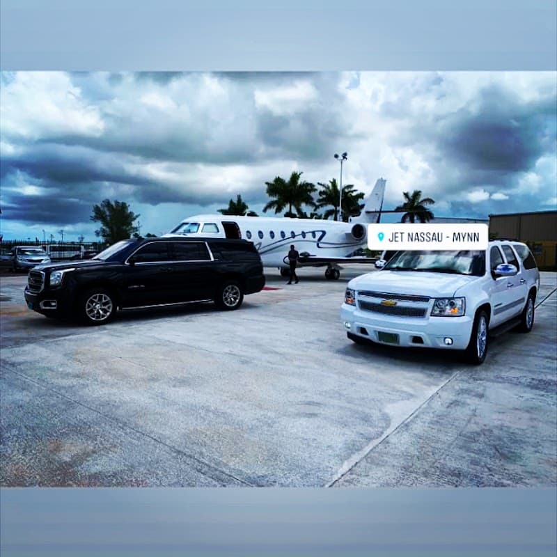 Luxury Legends Limousines