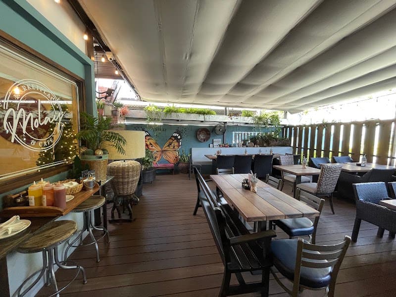 Molay Marketplace & Cafe