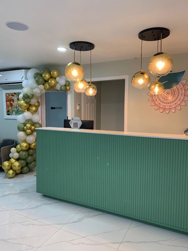 BodyScape Spas and Grooming Clubs