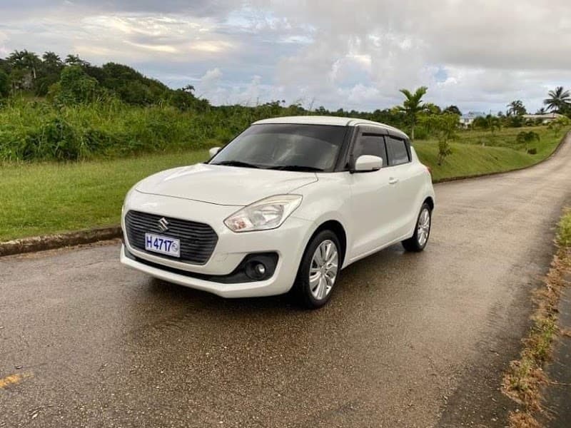 Deluxe Car Rentals