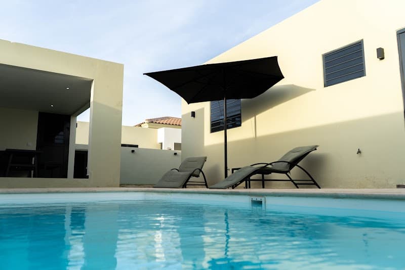 Luxury Rentals Curaçao / Elisabeth Residence Mambo beach